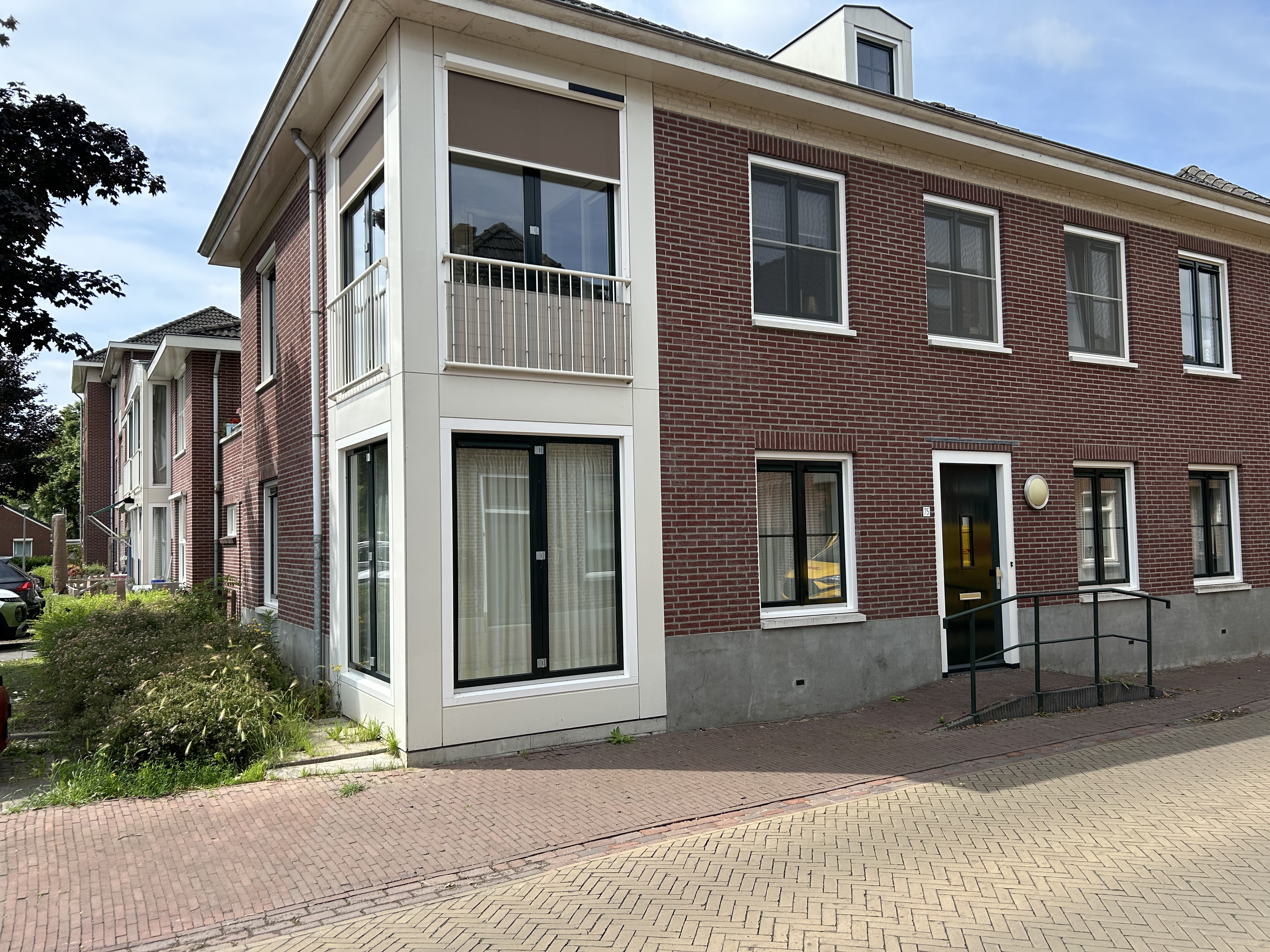 Grotestraat 75, 7081 CD Gendringen, Nederland