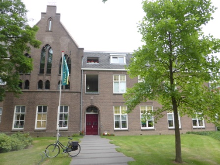 free-sector-houses for rent on Kerkstraat 22 4